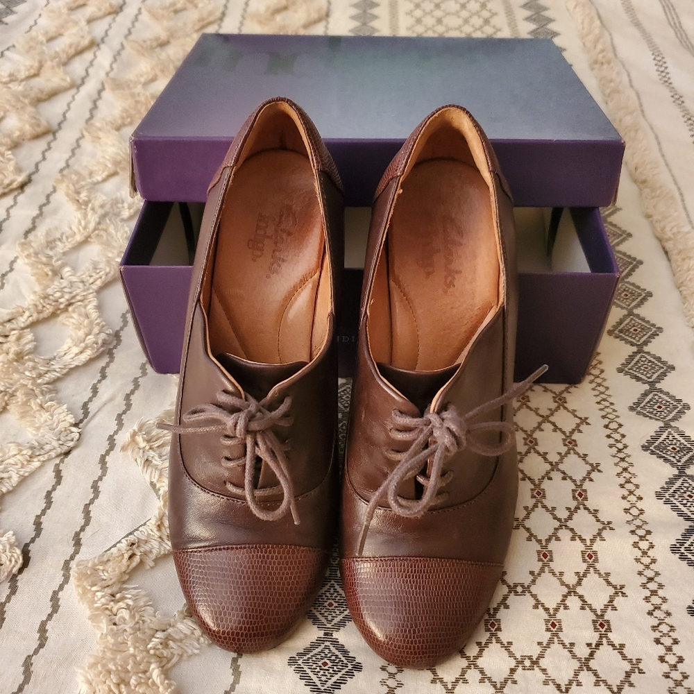 Clarks Indigo High Heel Oxfords